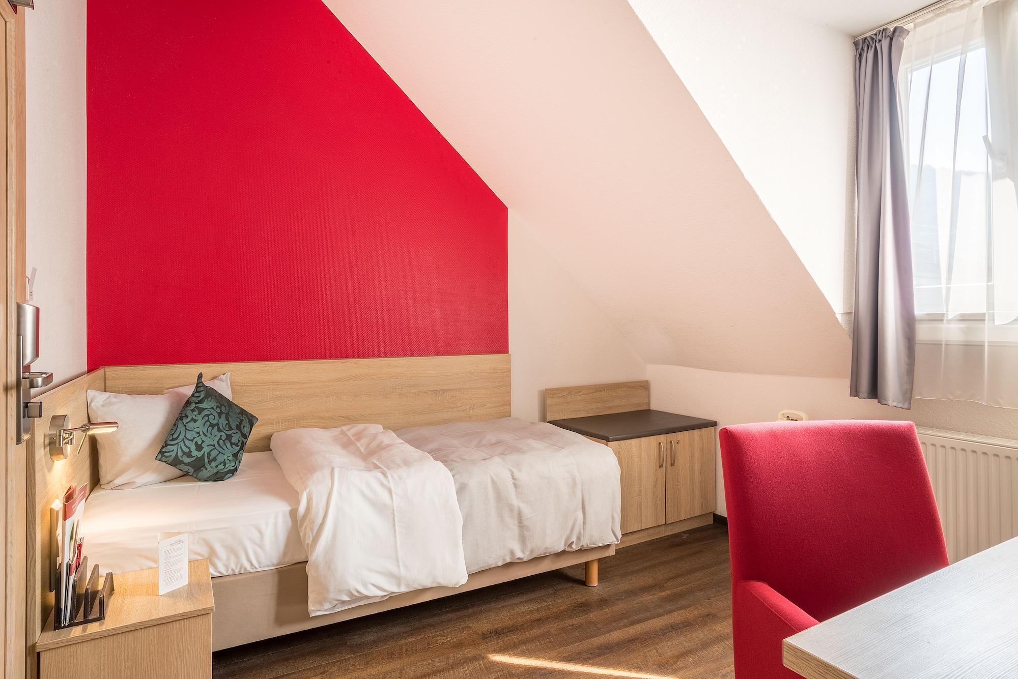 Hotel Bayrischer Hof Χαϊδελβέργη Εξωτερικό φωτογραφία