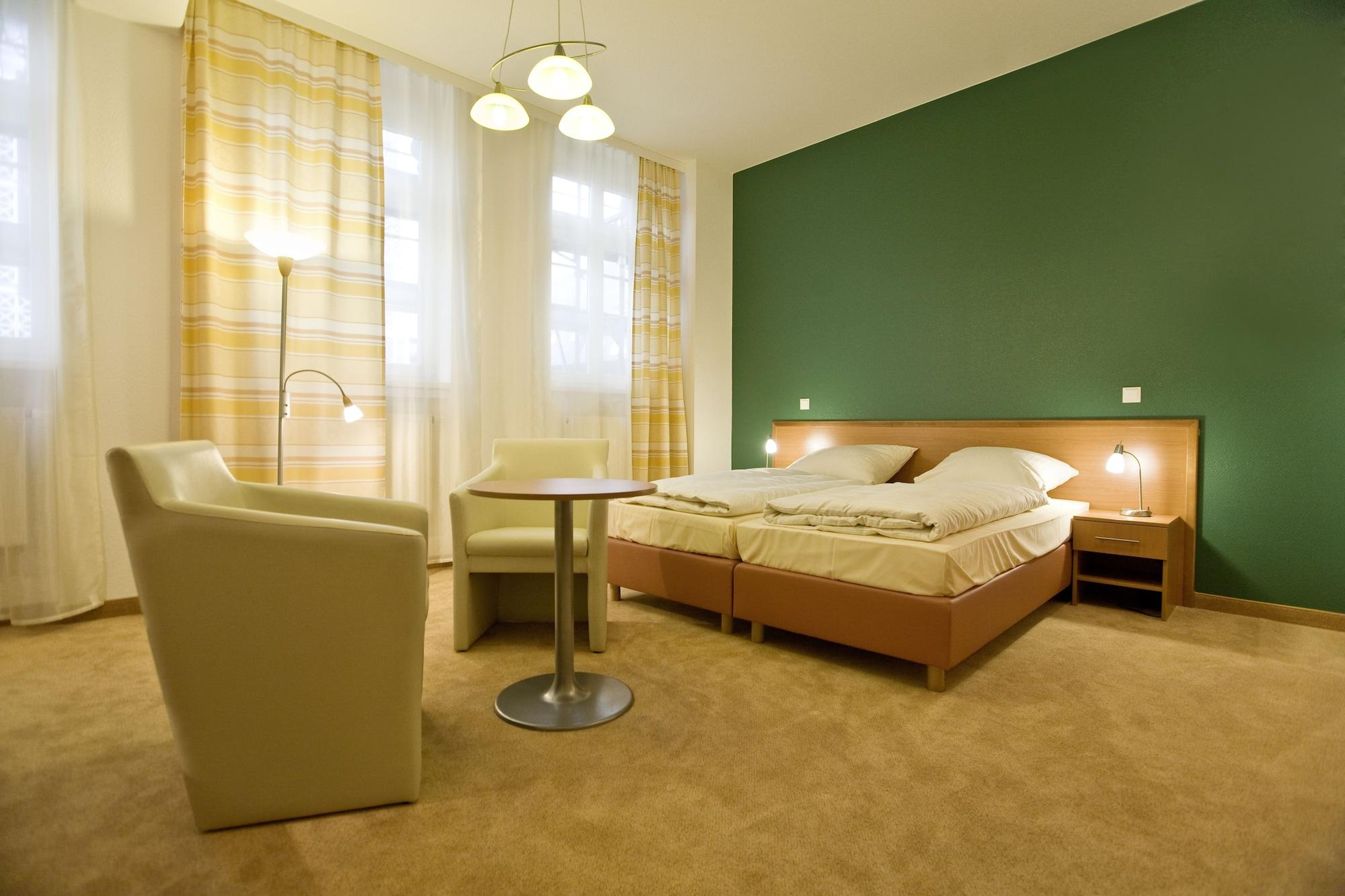 Hotel Bayrischer Hof Χαϊδελβέργη Εξωτερικό φωτογραφία