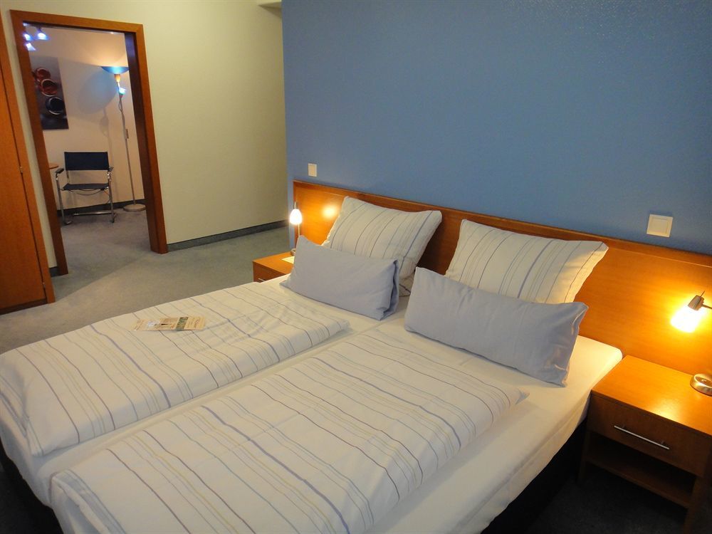 Hotel Bayrischer Hof Χαϊδελβέργη Εξωτερικό φωτογραφία