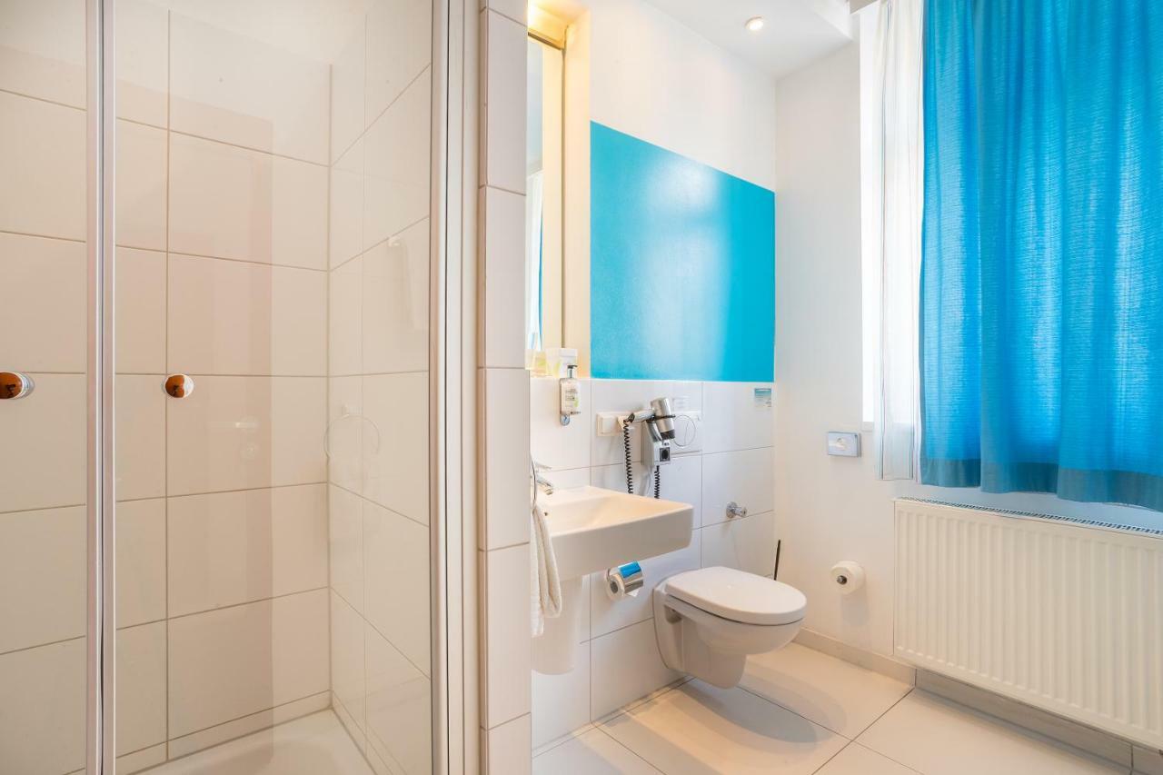 Hotel Bayrischer Hof Χαϊδελβέργη Εξωτερικό φωτογραφία